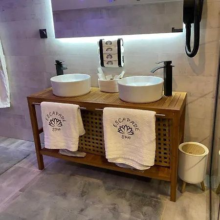 Escapade & Pour 2 Personnes * Saint-Gilles-de-Cretot
